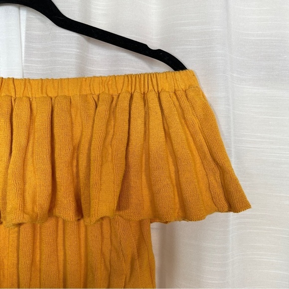 Urban Outfitters mustard yellow off shoulder crop top - Picture 2 of 7